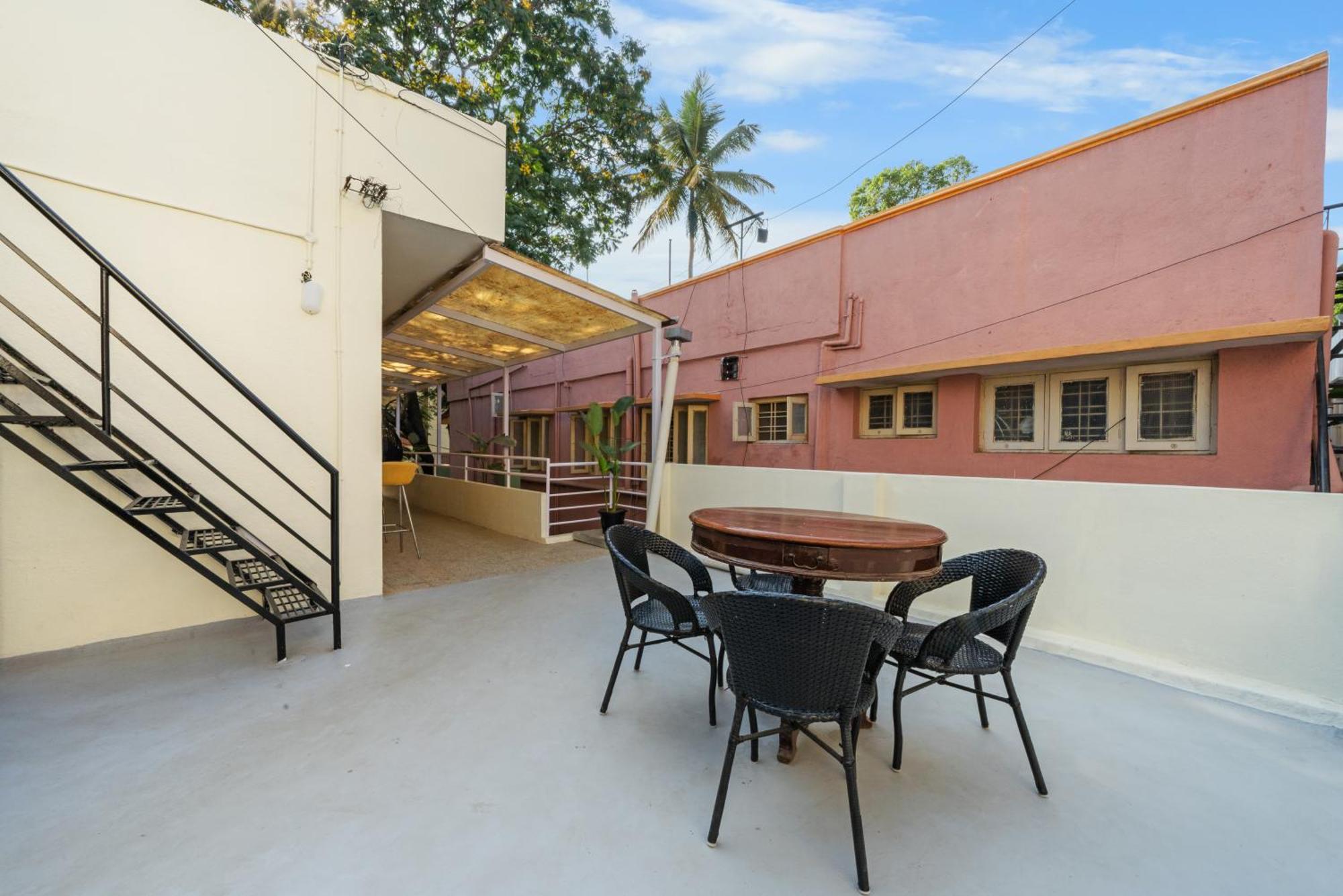Villa House Of 2 Tress Penthouse Bangalore Esterno foto